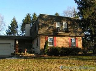 72 Holly Hill Rd, Richboro, PA 18954