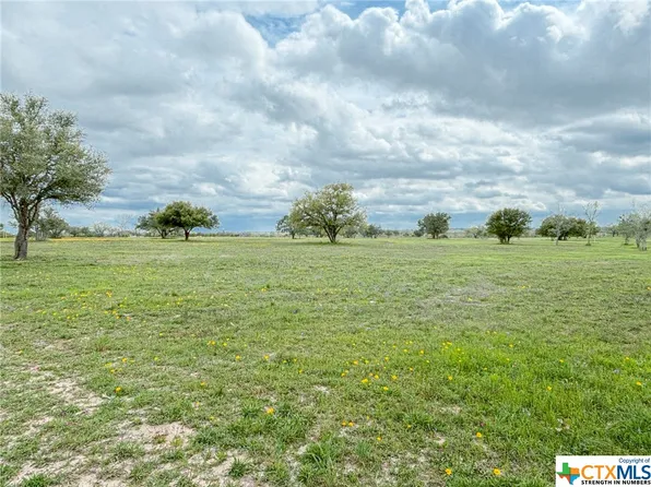 12211 Fm 531 Lot 1, Hallettsville, TX 77964