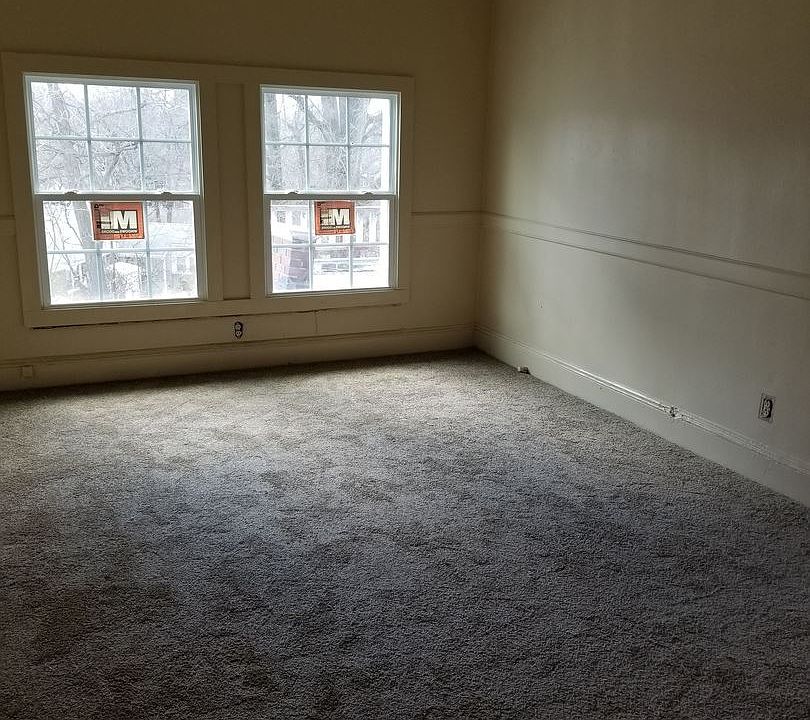 1st image of 119 N Ireland St APT 4