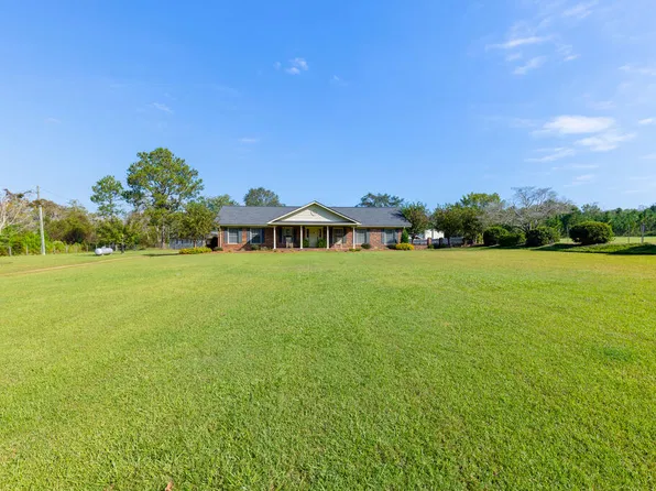 808 Dave Bishop Sr Rd, Fitzgerald, GA 31750