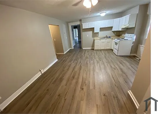 3 bed, 1400 sqft, $1,295 — Photo 2