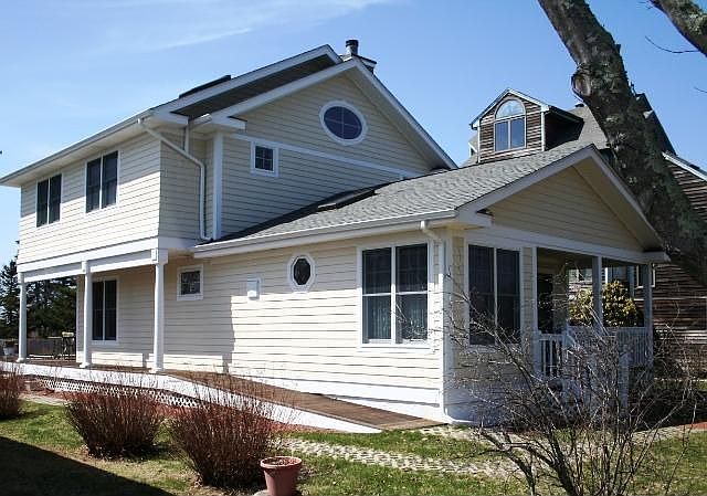 1st image of 78 Rosebriar Ave