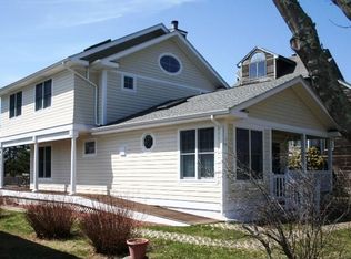 78 Rosebriar Ave, South Kingstown, RI 02879