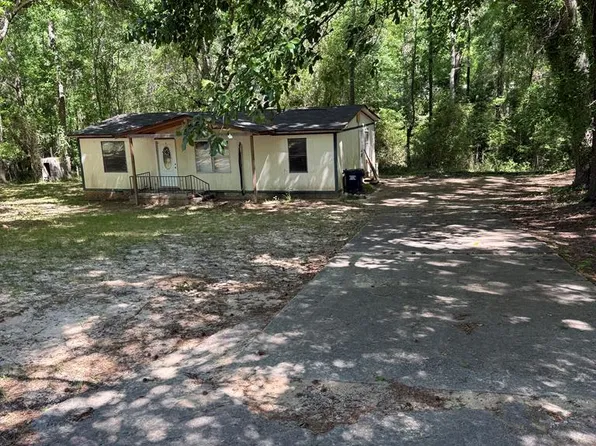105 Mustang Dr, Cusseta, GA 31805