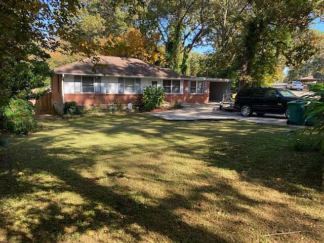 4 bed, 1335 sqft, $2,800 — Photo 1