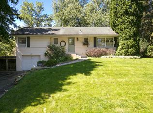 5212 Kimberly Rd, Minnetonka, MN 55345