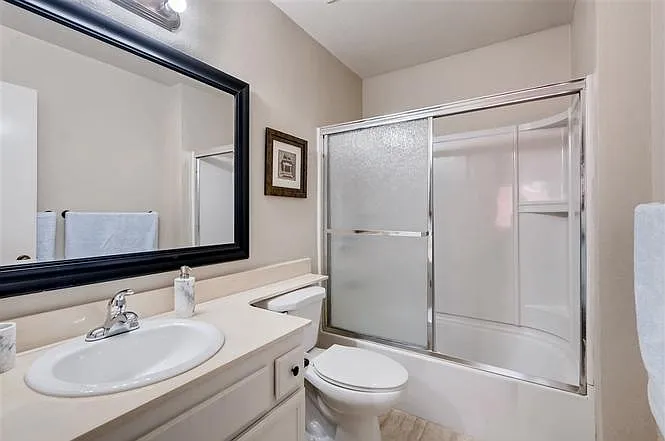 7215 Woodshawn Dr — Photo 15