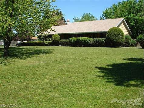 1st image of 720 Royal Crest Dr