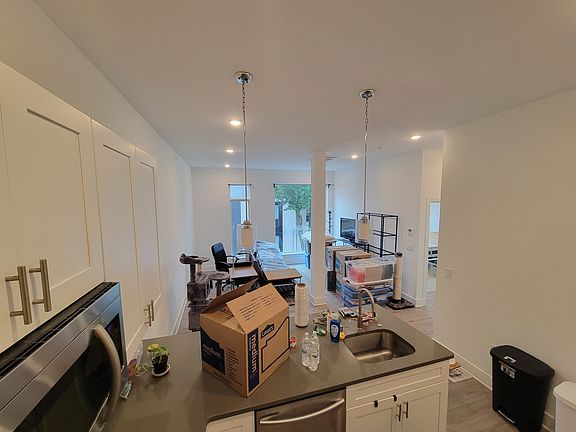 3rd image of 1621 N 4th St #9