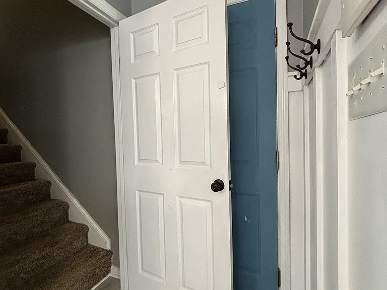 separate entrance to bonus room located in the kitchen by the service door to the garage.