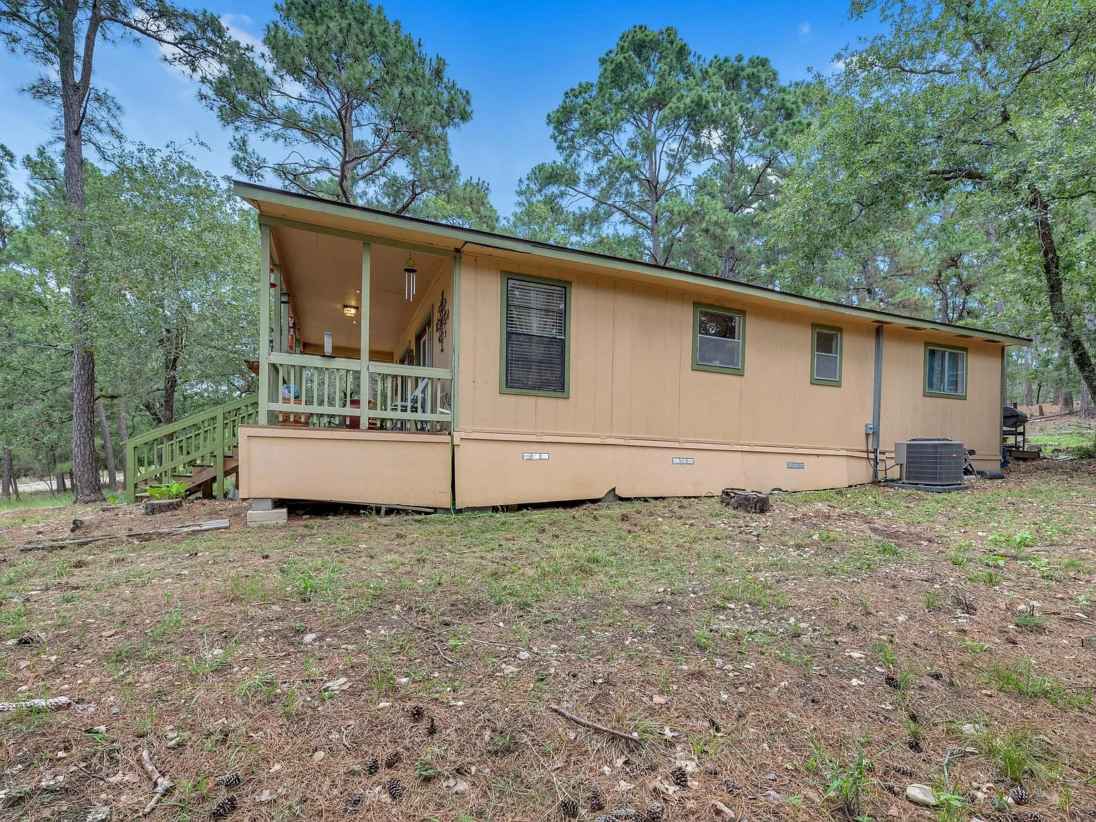 1 bed, 2.0 bath, 1040 sqft, $1,300 — Photo 3