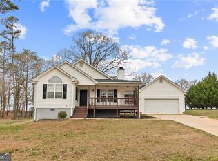 132 Millstone Dr, Commerce, GA 30530