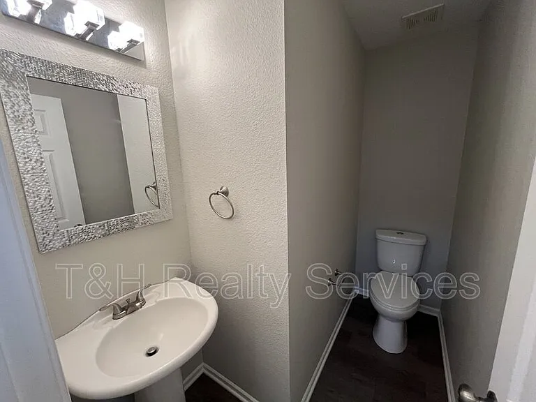 12675 Justice Xing — Photo 18
