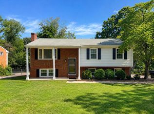 5335 Cave Spring Ln, Roanoke, VA 24018