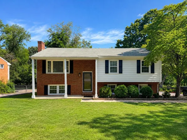 5335 Cave Spring Ln, Roanoke, VA 24018