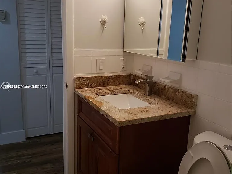 104 SW 9th St #304 — Photo 12