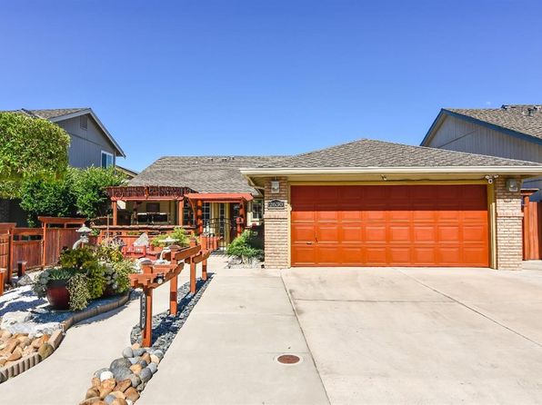 2630 Bonifacio Dr