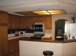 107 Coventry Cir, Henderson, NV 89074