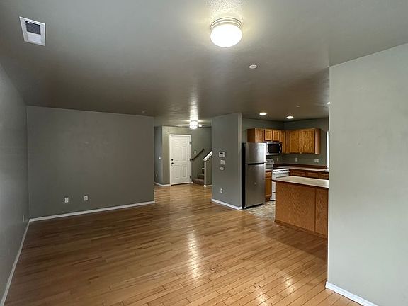 5th image of 1749 Hoffman Hill Blvd