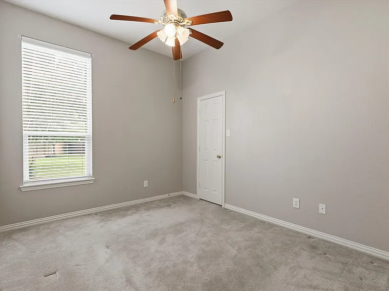 751 Trail Dr — Photo 22