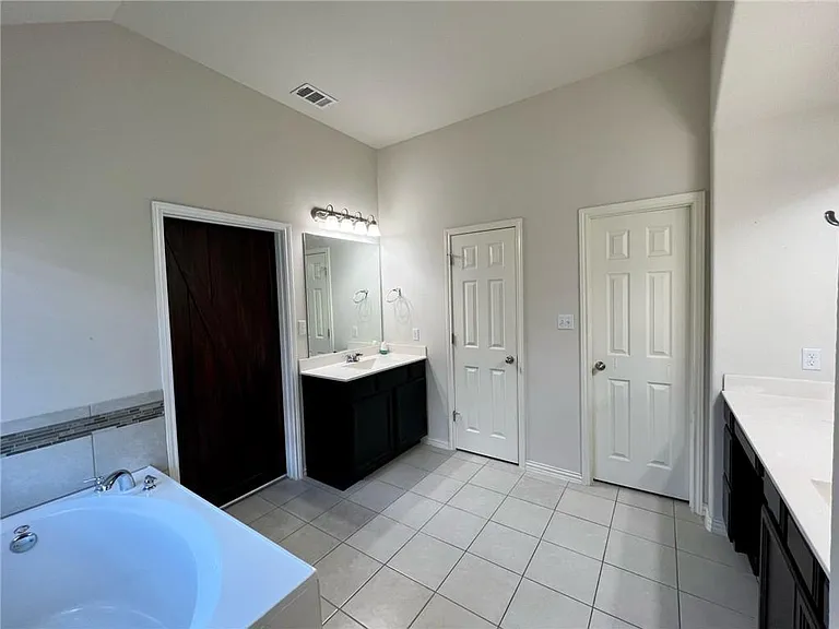 133 Salt Fork Dr — Photo 12