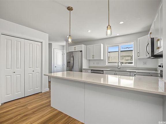 5th image of 106 Westfield ROAD