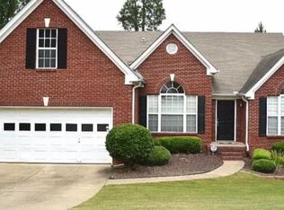 300 Cedarhurst Rd, Lawrenceville, GA 30045