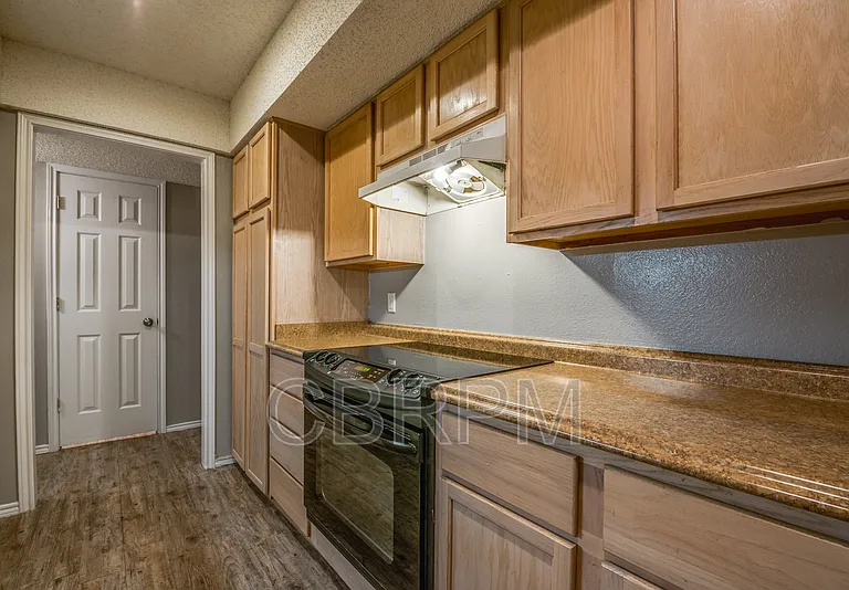 5308 Kenosha Ave — Photo 12