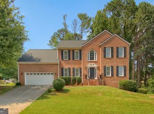 140 Heritage Ct, Fayetteville, GA 30214