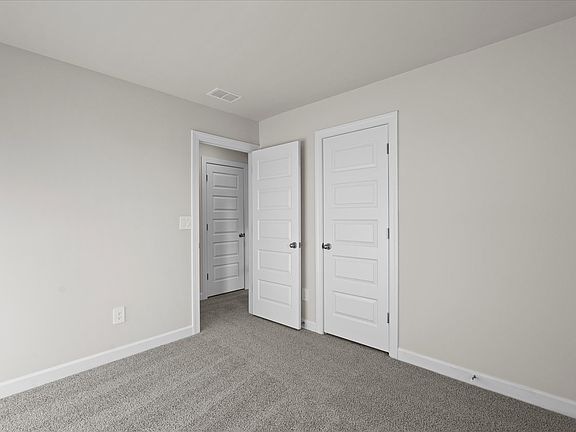 Welcome to the Dallas floorplan at Village at White Pine.