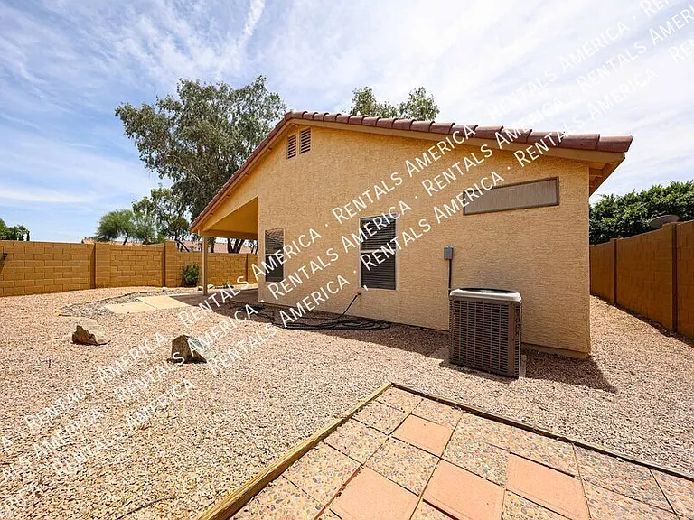2354 E Browning Pl — Photo 28