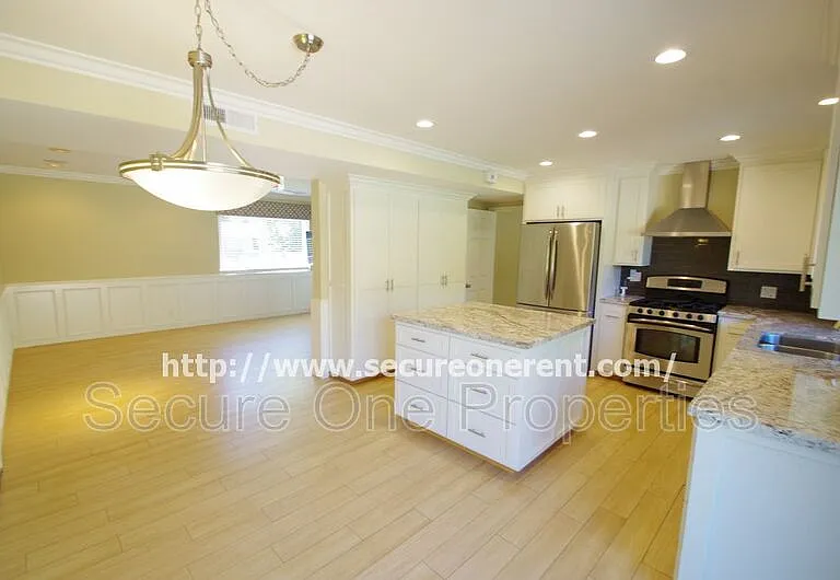 5827 Fairhaven Ave — Photo 14