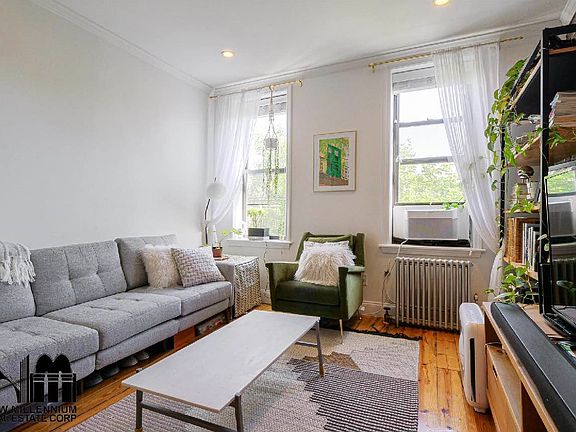4th image of 599 President St APT 3R