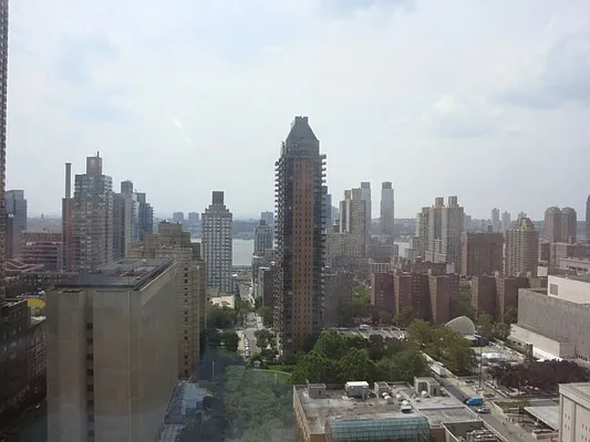 Rented by PAIP | media 5