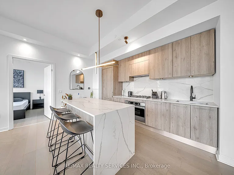501 Adelaide St W #1404 — Photo 28
