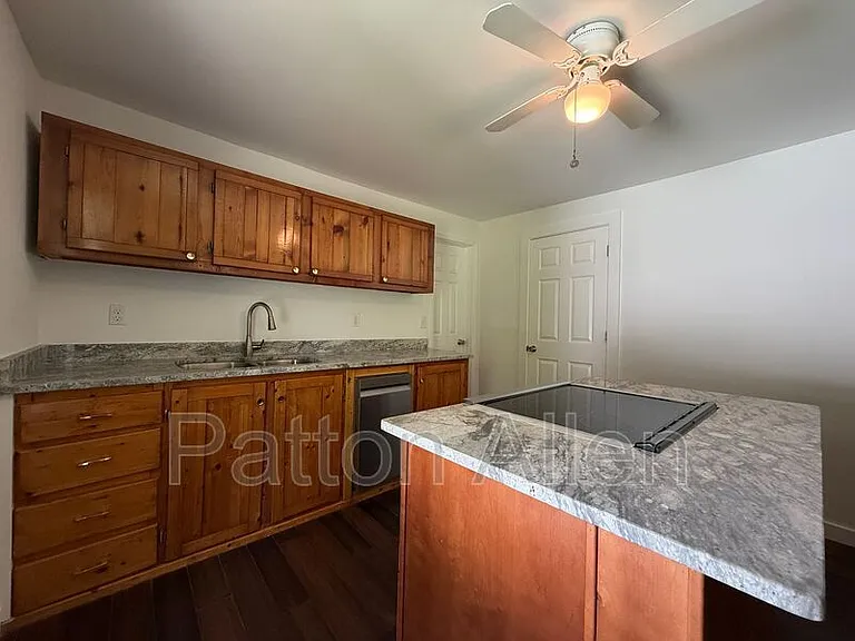 152 Ardmore St — Photo 6