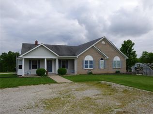 421 Mary Jo Rd, Silex, MO 63377