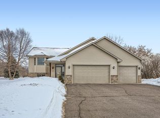 40791 Fahrion Rd, North Branch, MN 55056
