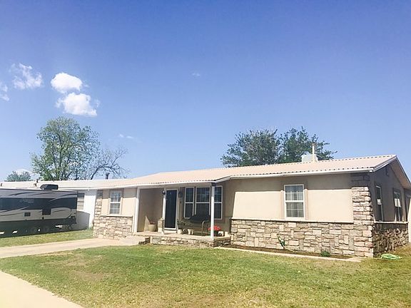 2nd image of 5515 Lancaster Dr