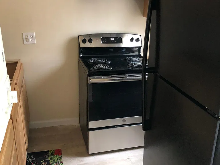 1700 W Franklin St #2 — Photo 10
