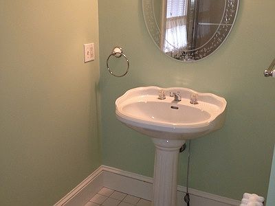 4th image of 118 Conduit St #1/2