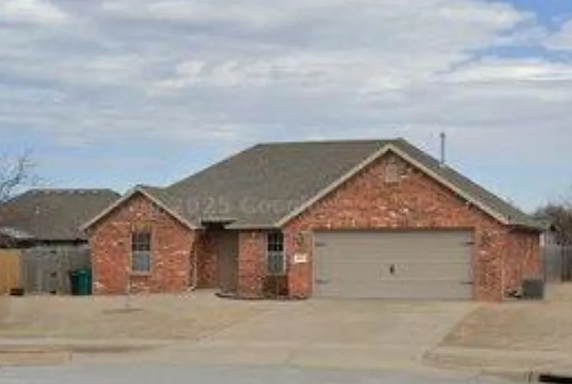Building Photo - 803 E Marietta Ct