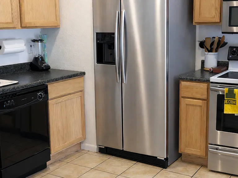 320 Goldco Cir — Photo 6