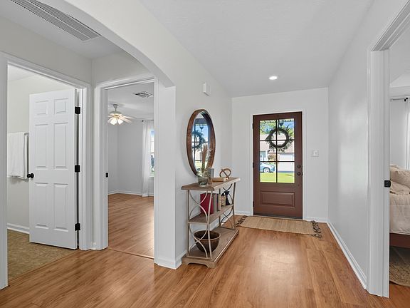 2nd image of 2613 E Robinwood Dr