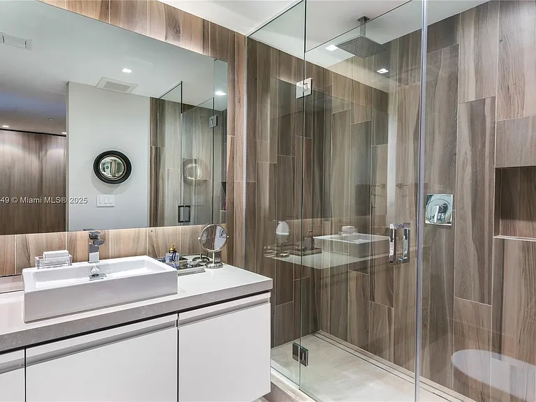 2514 Fisher Island Dr #6104 — Photo 25