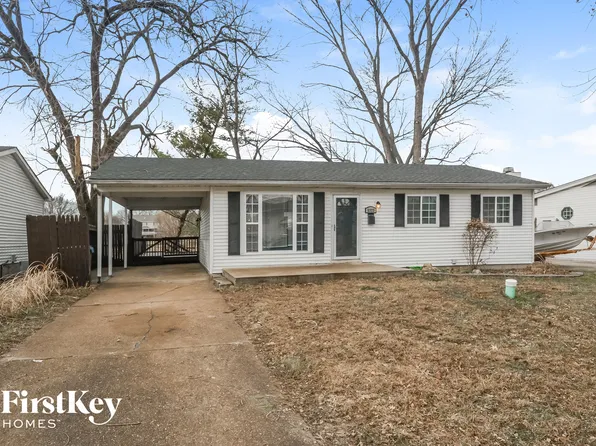 5323 Ville Cecelia Ln, Hazelwood, MO 63042
