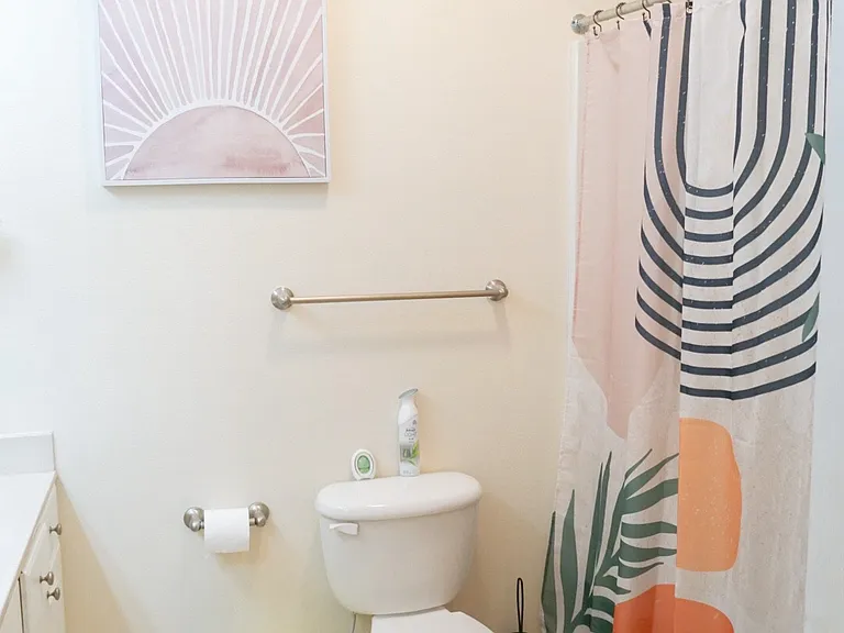 450 Park Ave #302 — Photo 9
