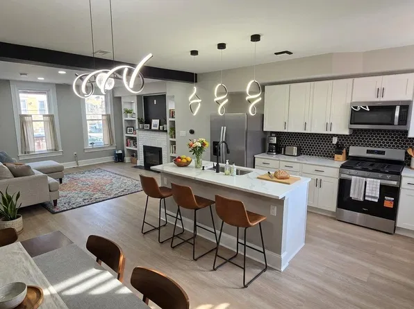 1809 E 32nd St, Baltimore, MD 21218