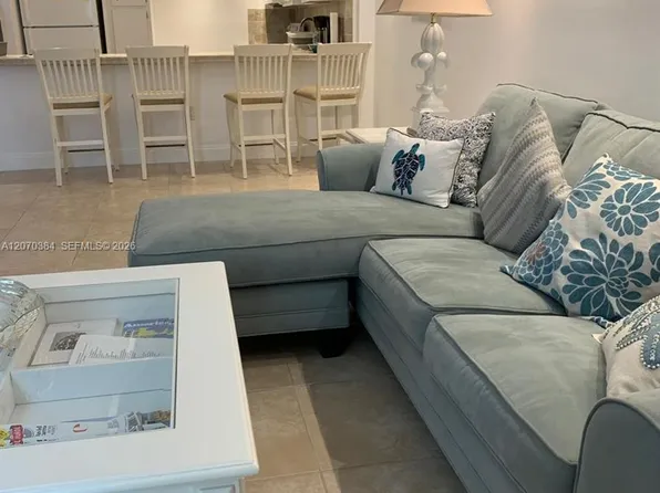 5701 Collins Ave, Miami Beach, FL