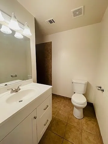 3026 W Saginaw Way #103 — Photo 5